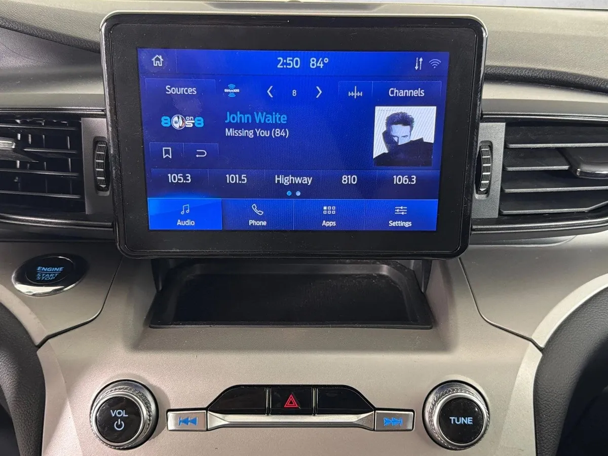 2023 Ford Explorer XLT thumbnail 29