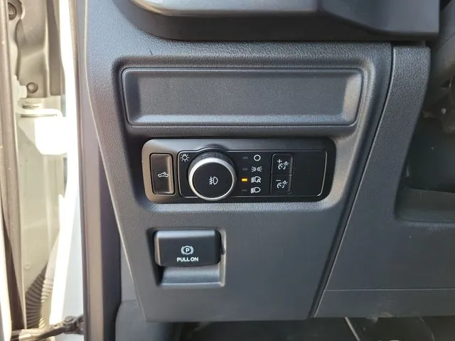 2023 Ford F-150 thumbnail 17