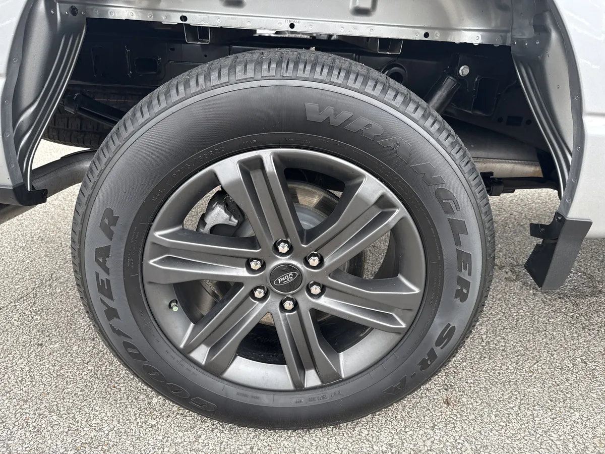 2023 Ford F-150 thumbnail 18