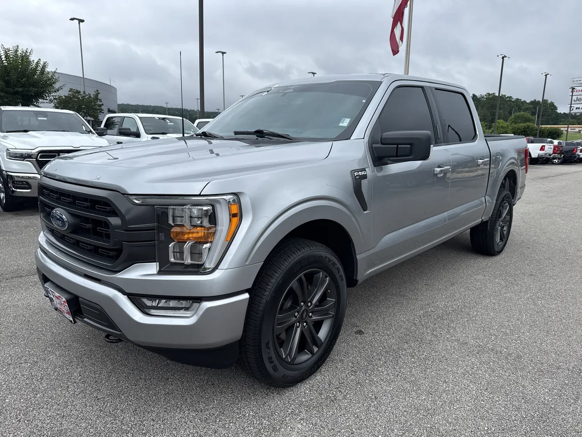 2023 Ford F-150 thumbnail 3