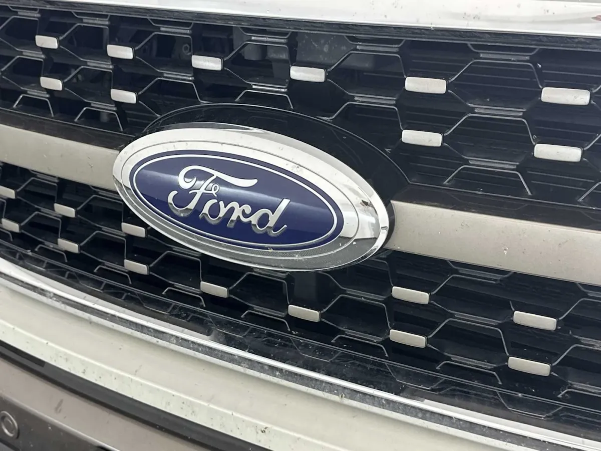 2023 Ford F-150 King Ranch thumbnail 14
