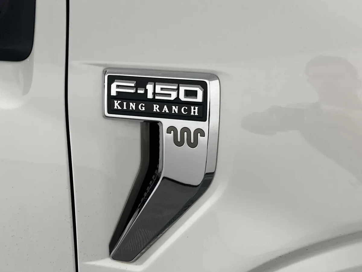 2023 Ford F-150 King Ranch thumbnail 16