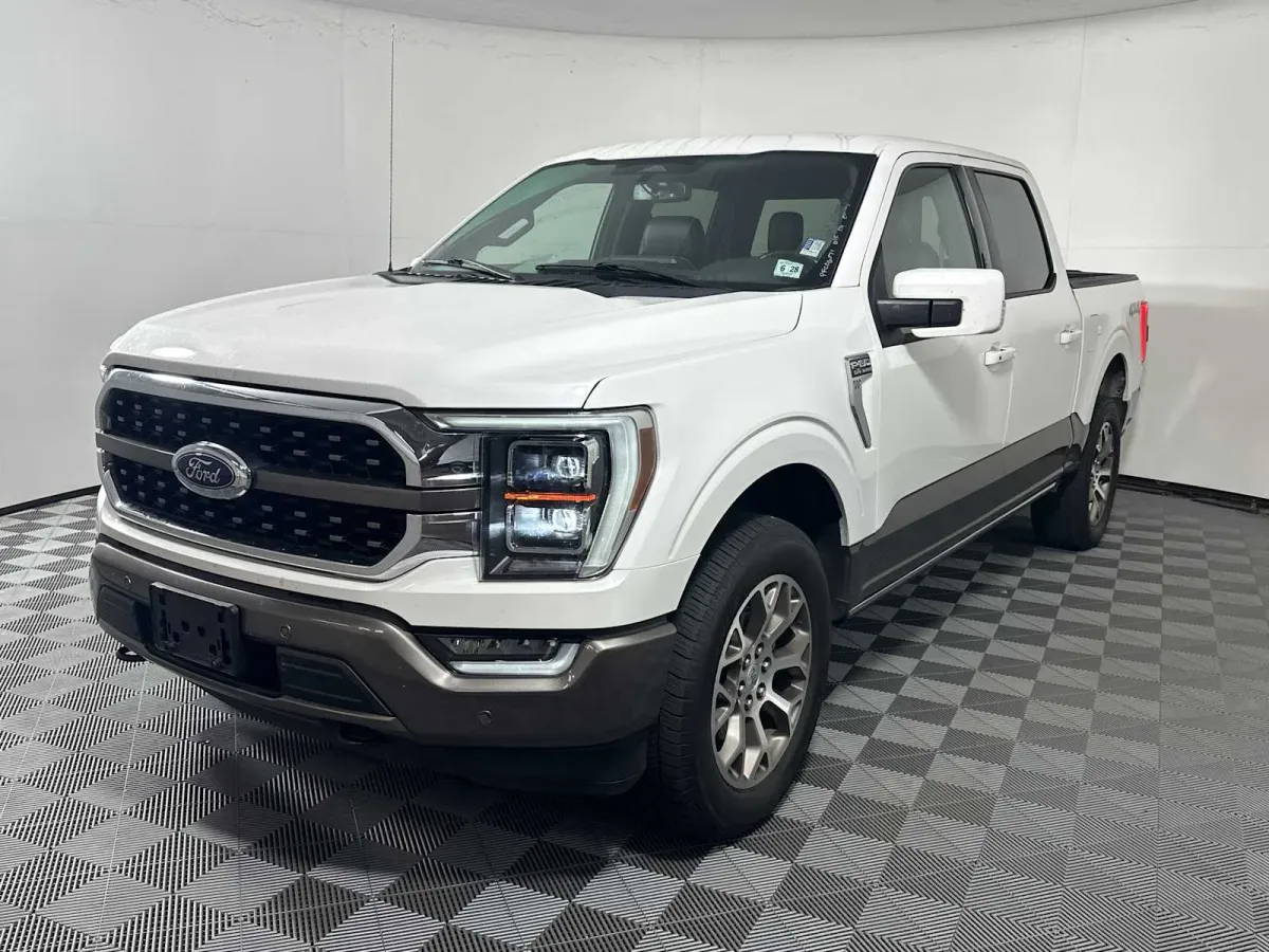 2023 Ford F-150 King Ranch thumbnail 3