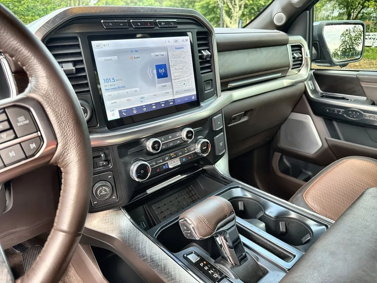 2023 Ford F-150 King Ranch thumbnail 11