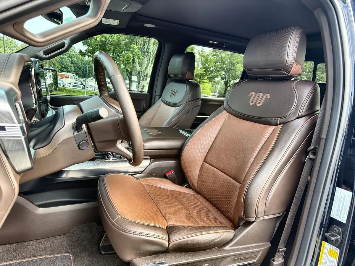 2023 Ford F-150 King Ranch thumbnail 16