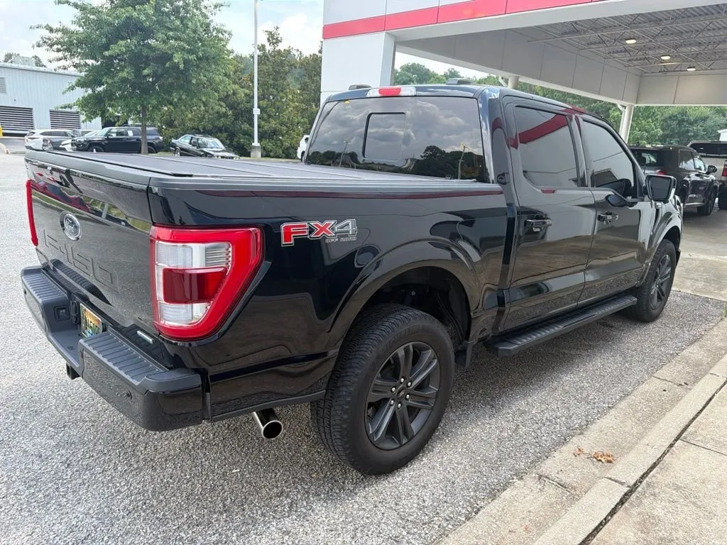 2023 Ford F-150 Lariat thumbnail 3