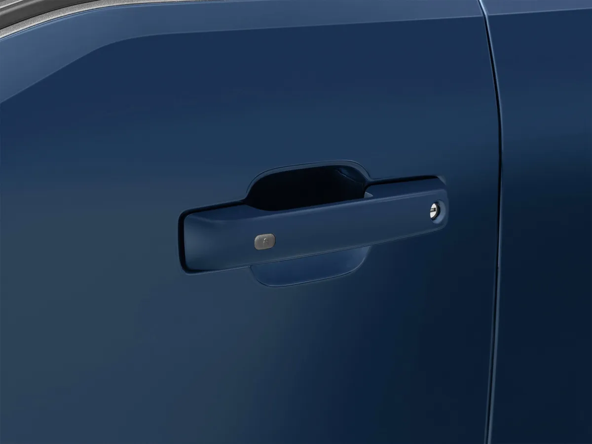 2023 Ford F-150 Lightning LARIAT thumbnail 50