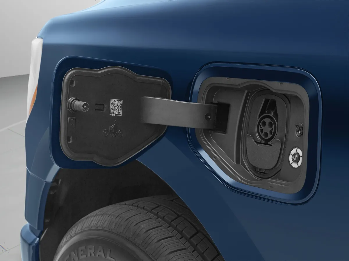 2023 Ford F-150 Lightning LARIAT thumbnail 52