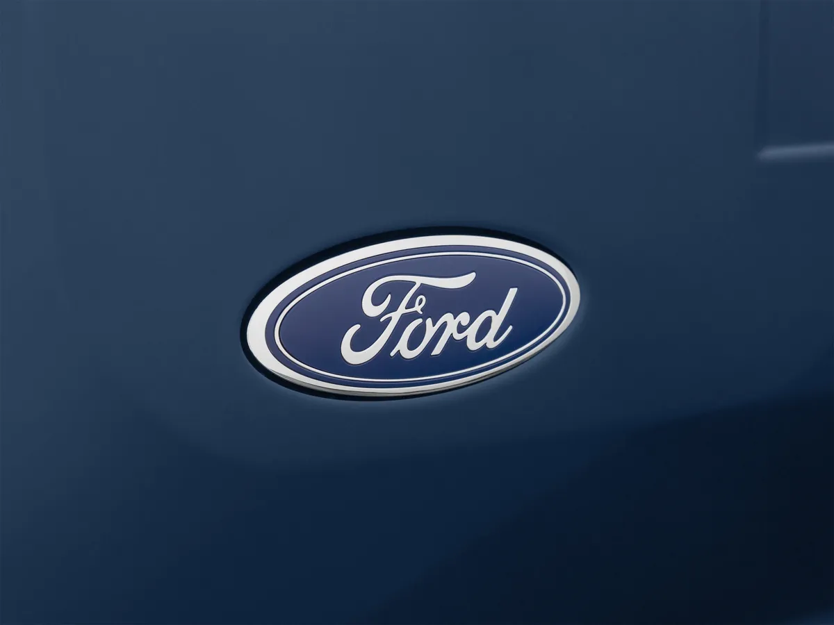 2023 Ford F-150 Lightning LARIAT thumbnail 59