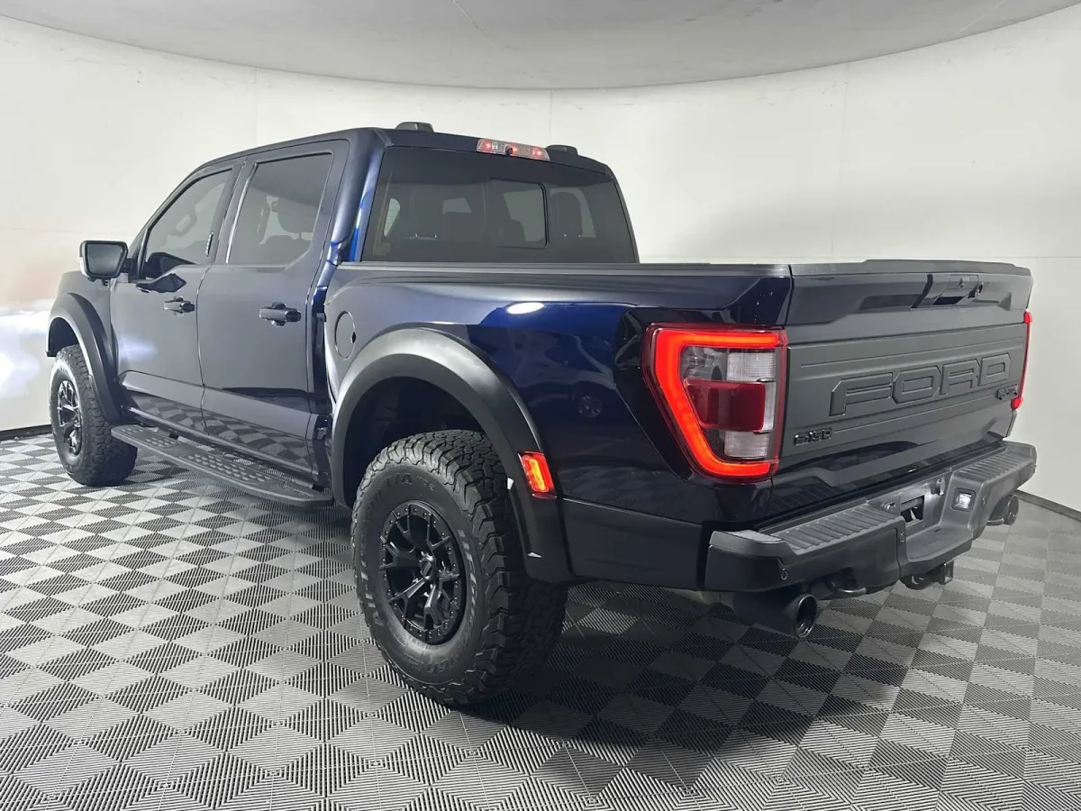2023 Ford F-150 Raptor thumbnail 6
