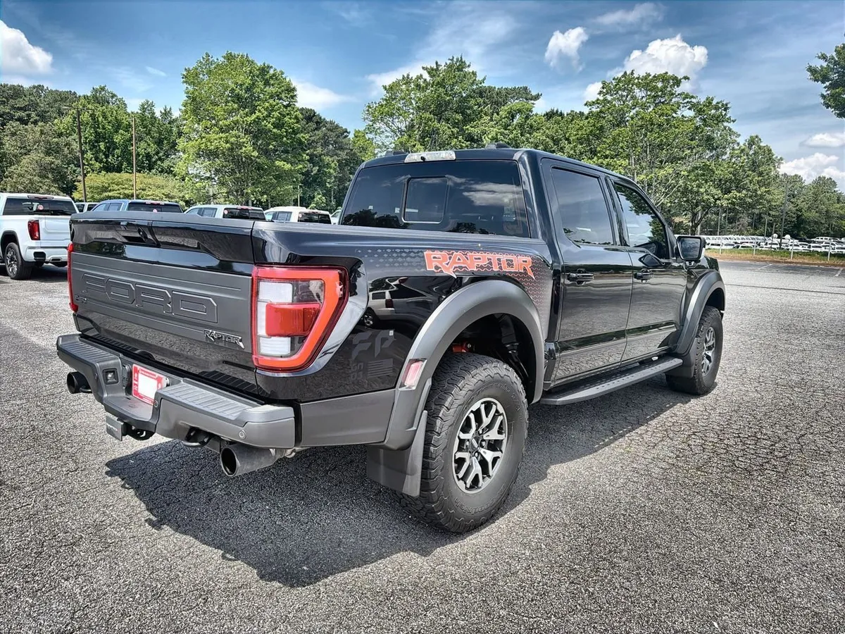 2023 Ford F-150 Raptor thumbnail 8