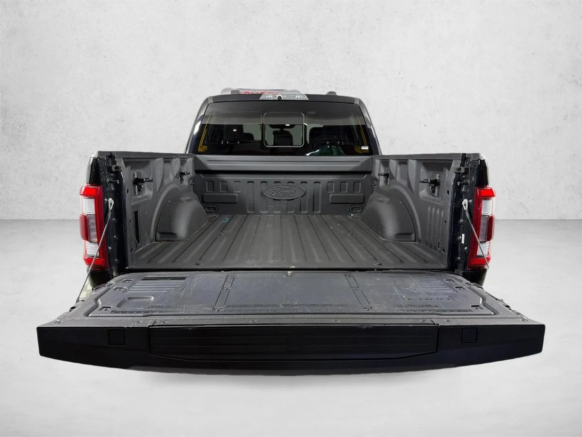 2023 Ford F-150 Raptor thumbnail 20