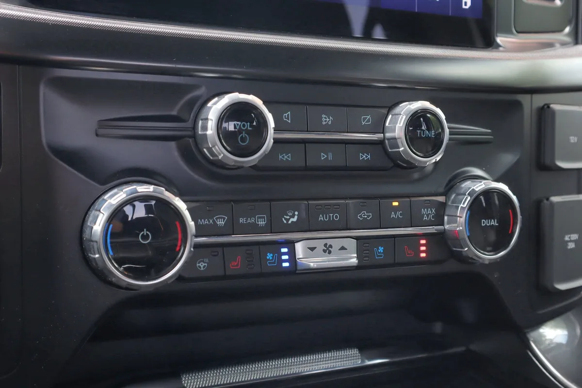 2023 Ford F-150 Tremor thumbnail 17