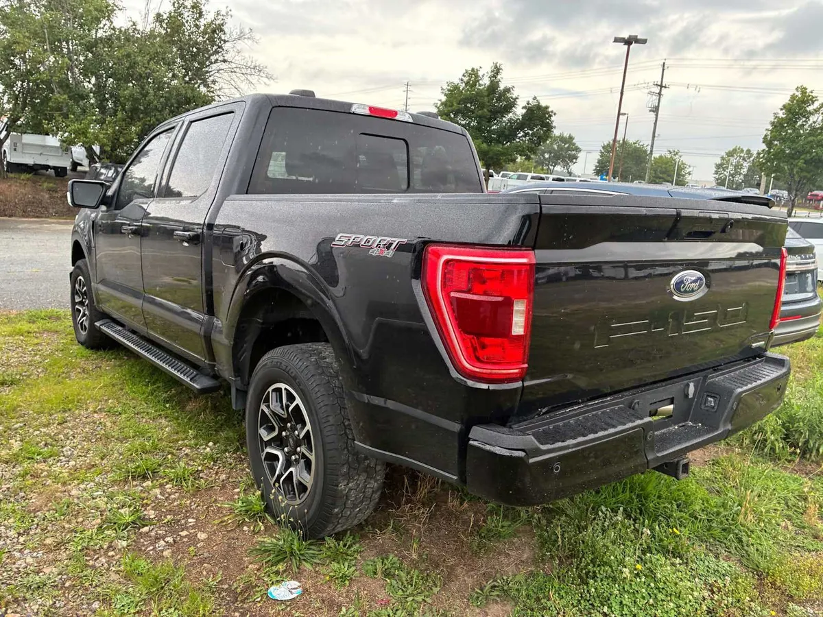2023 Ford F-150 XL thumbnail 5