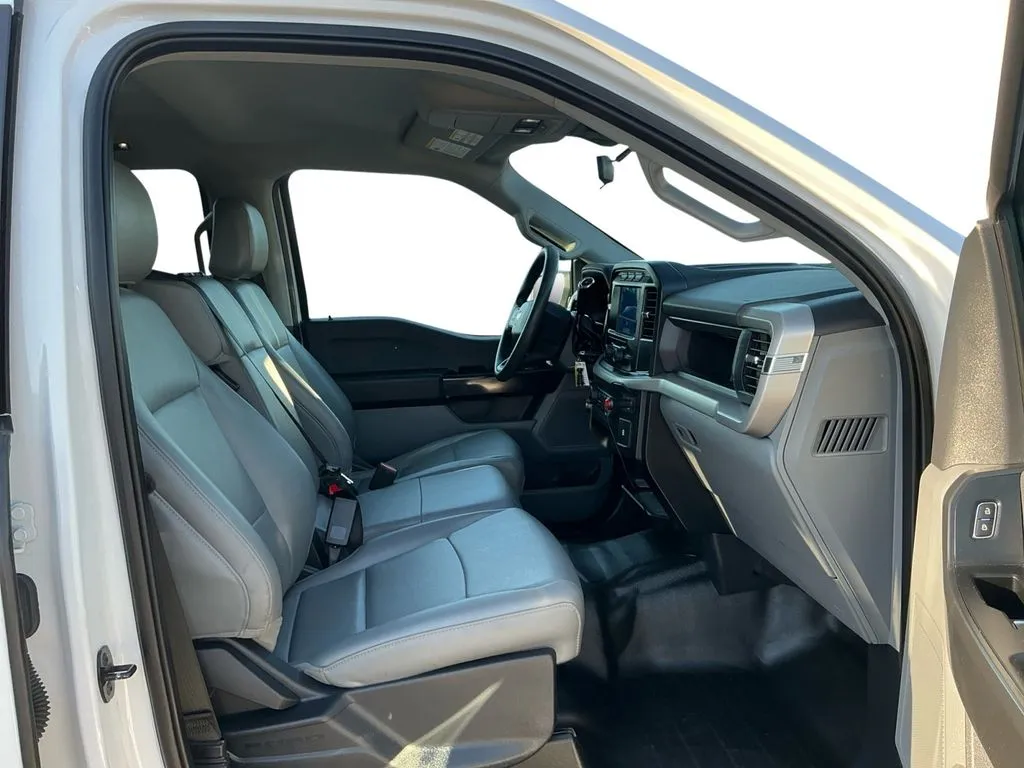 2023 Ford F-150 XL thumbnail 22