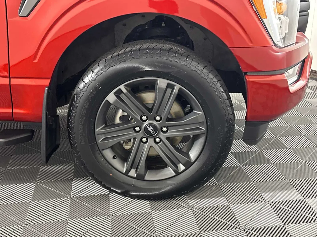 2023 Ford F-150 XLT thumbnail 19