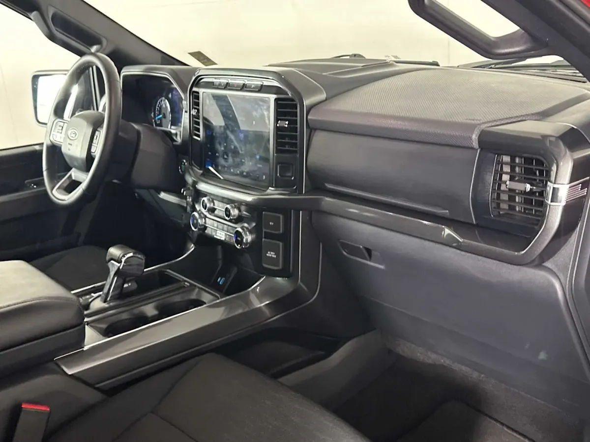 2023 Ford F-150 XLT thumbnail 23