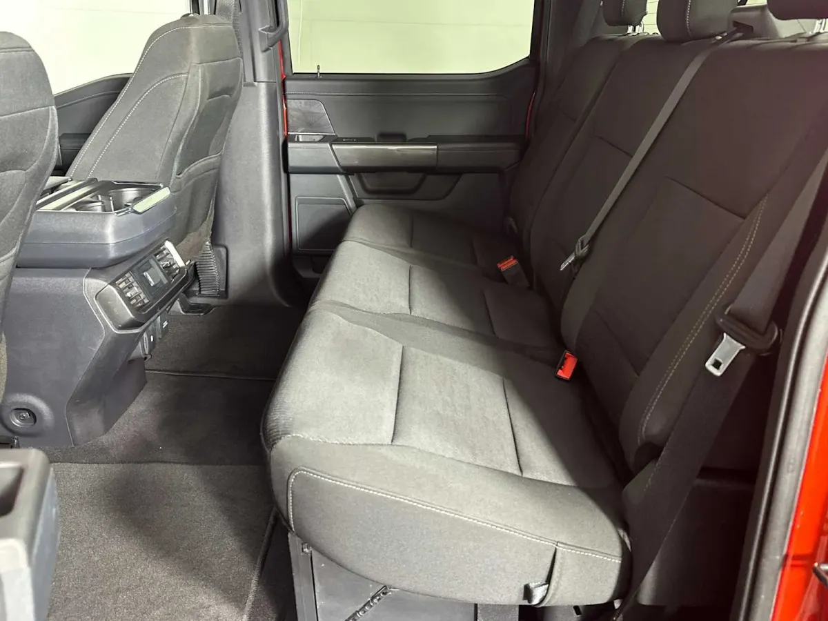 2023 Ford F-150 XLT thumbnail 31