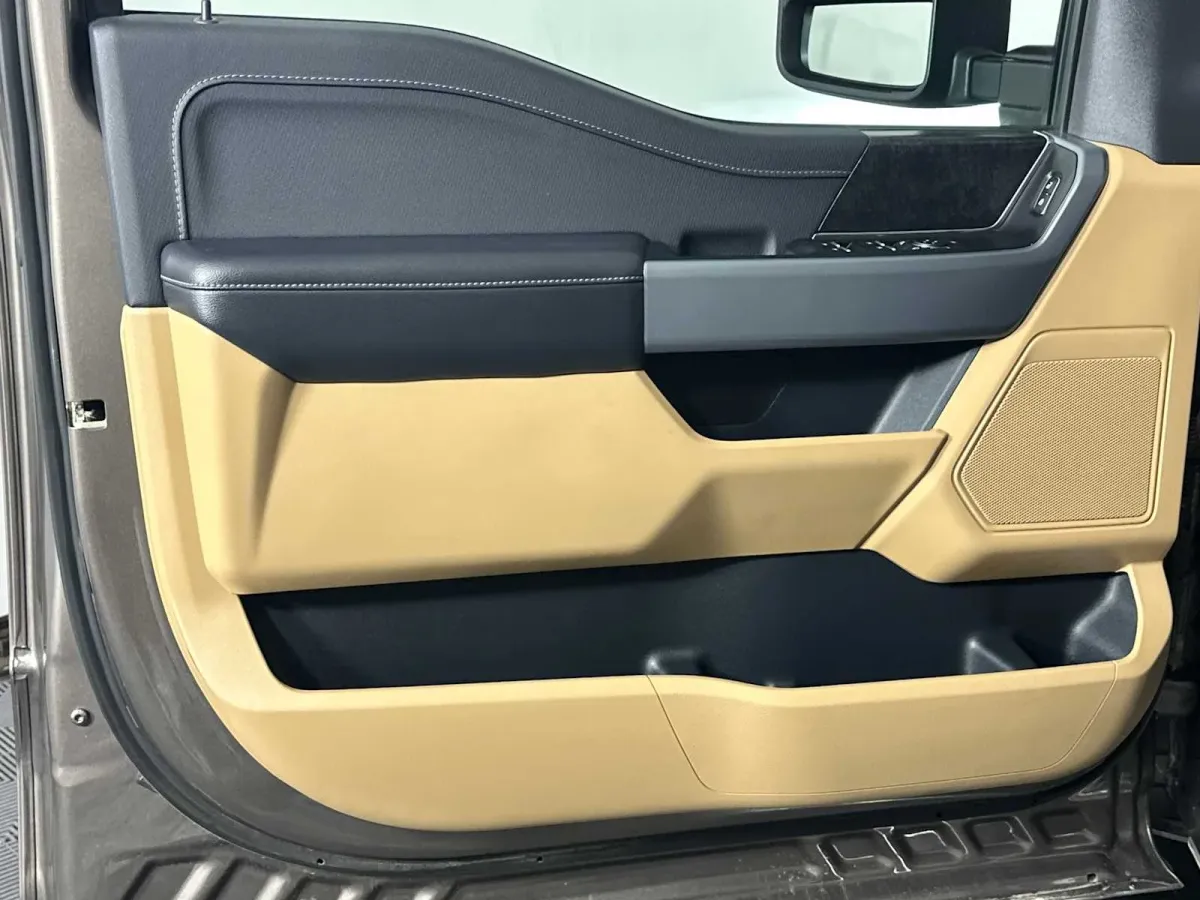 2023 Ford F-150 XLT thumbnail 14