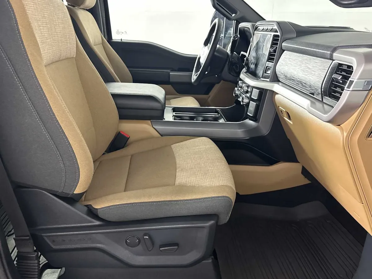 2023 Ford F-150 XLT thumbnail 20