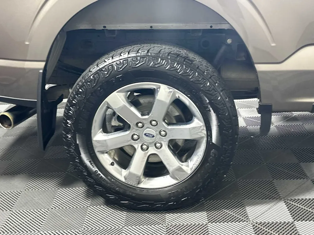 2023 Ford F-150 XLT thumbnail 26