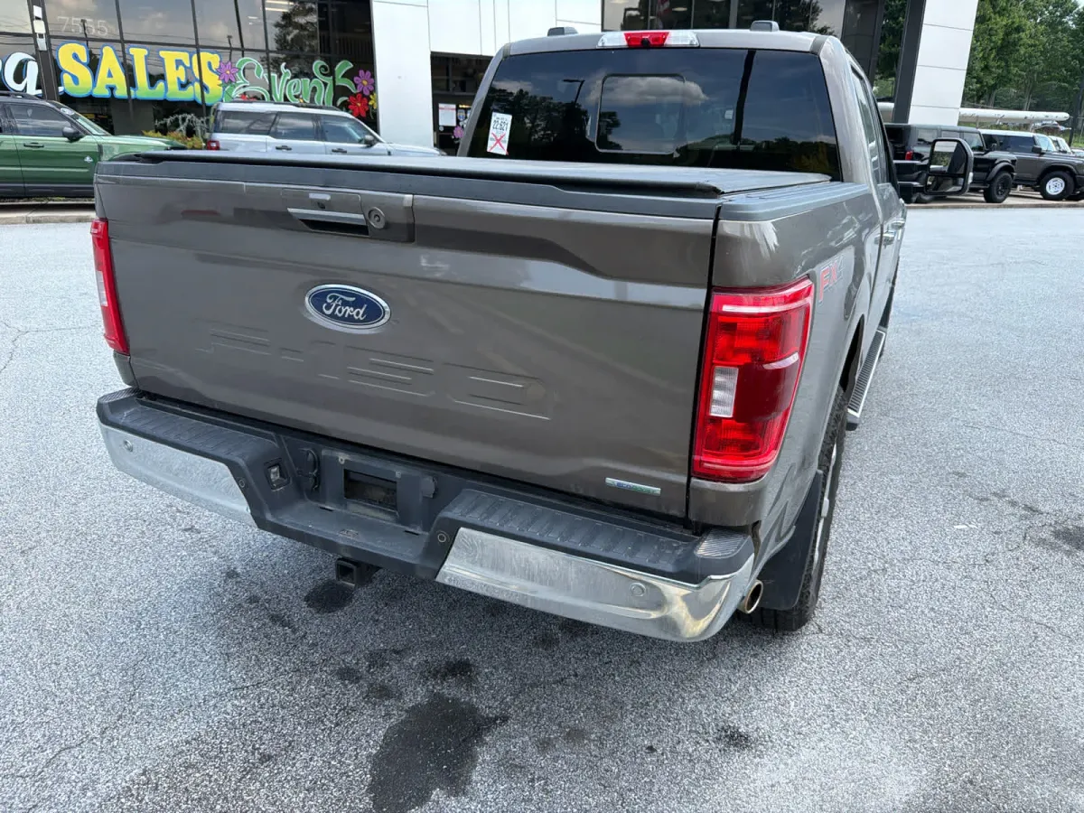 2023 Ford F-150 XLT thumbnail 4