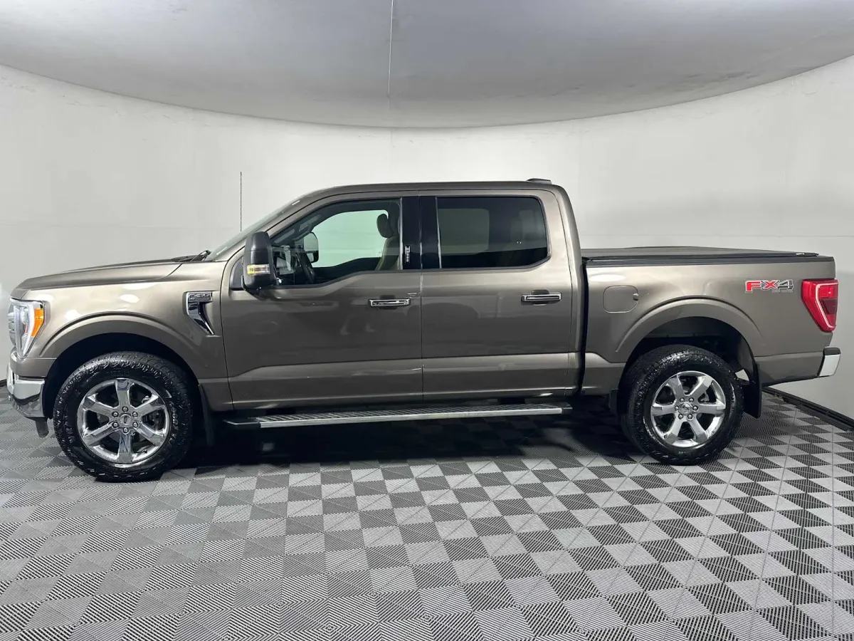 2023 Ford F-150 XLT thumbnail 8