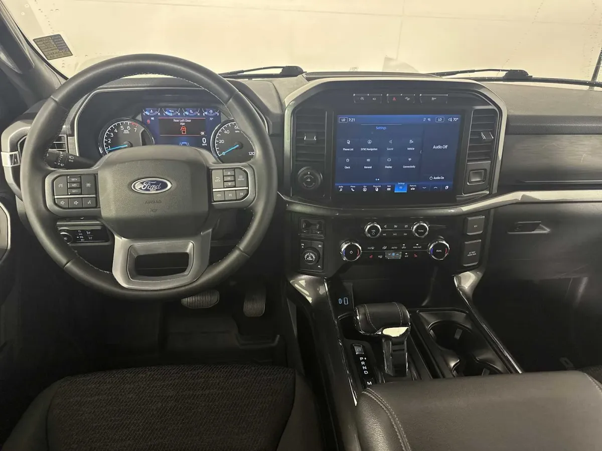 2023 Ford F-150 XLT thumbnail 19