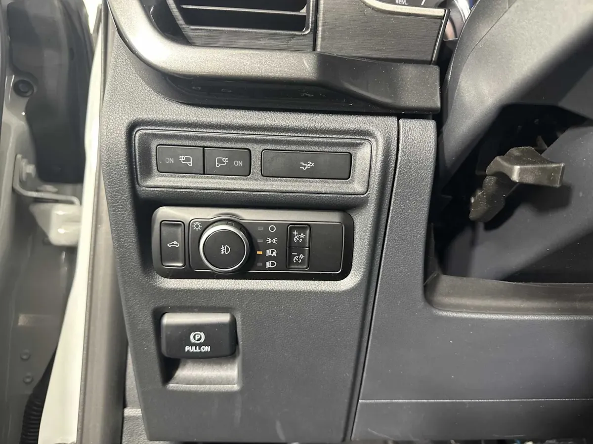2023 Ford F-150 XLT thumbnail 20