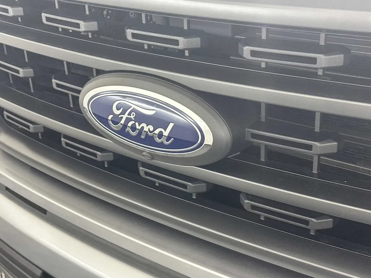 2023 Ford F-150 XLT thumbnail 19