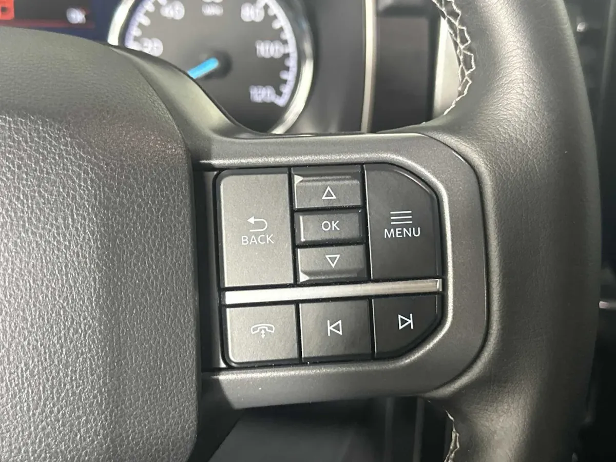 2023 Ford F-150 XLT thumbnail 34