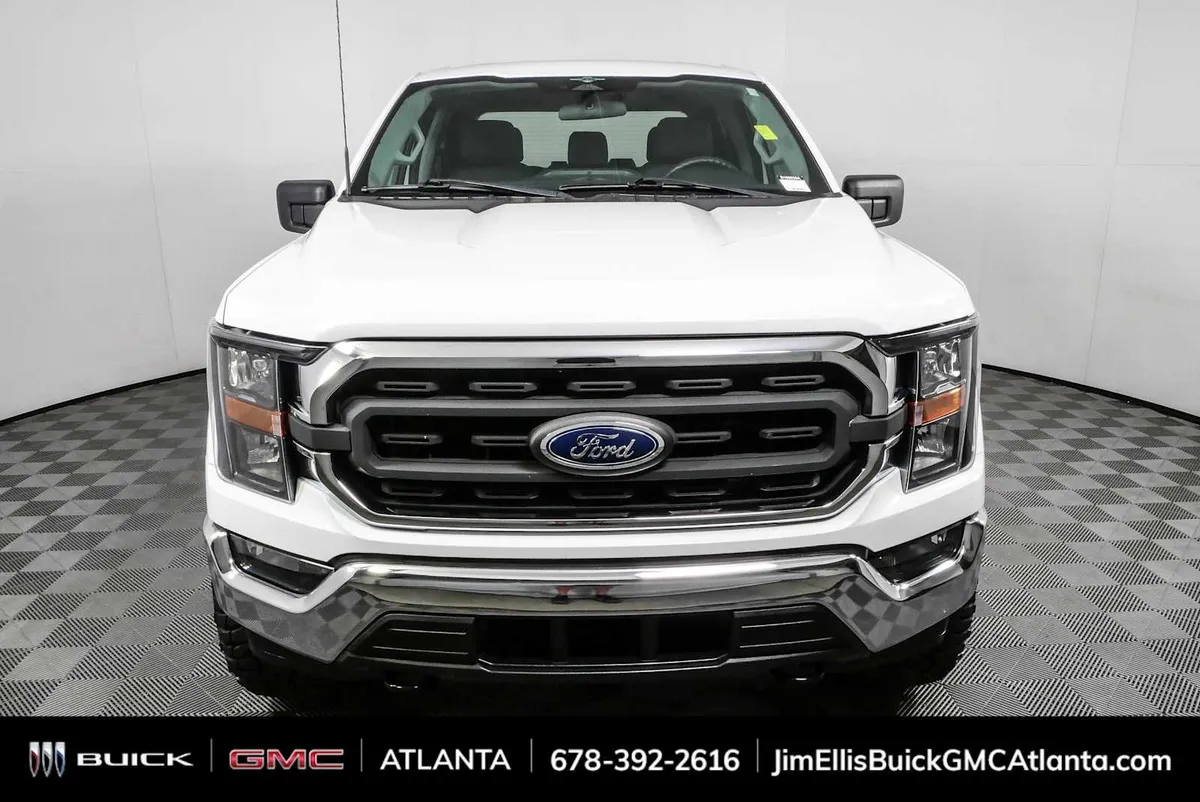 2023 Ford F-150 XLT thumbnail 24