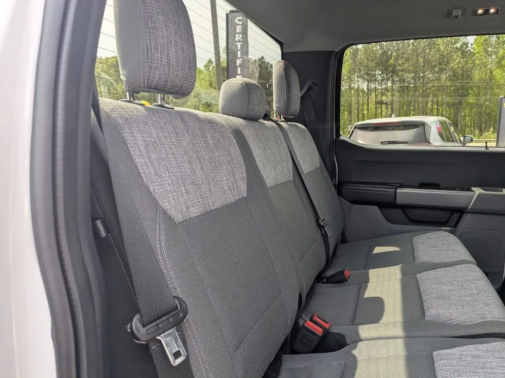2023 Ford F-150 XLT thumbnail 23