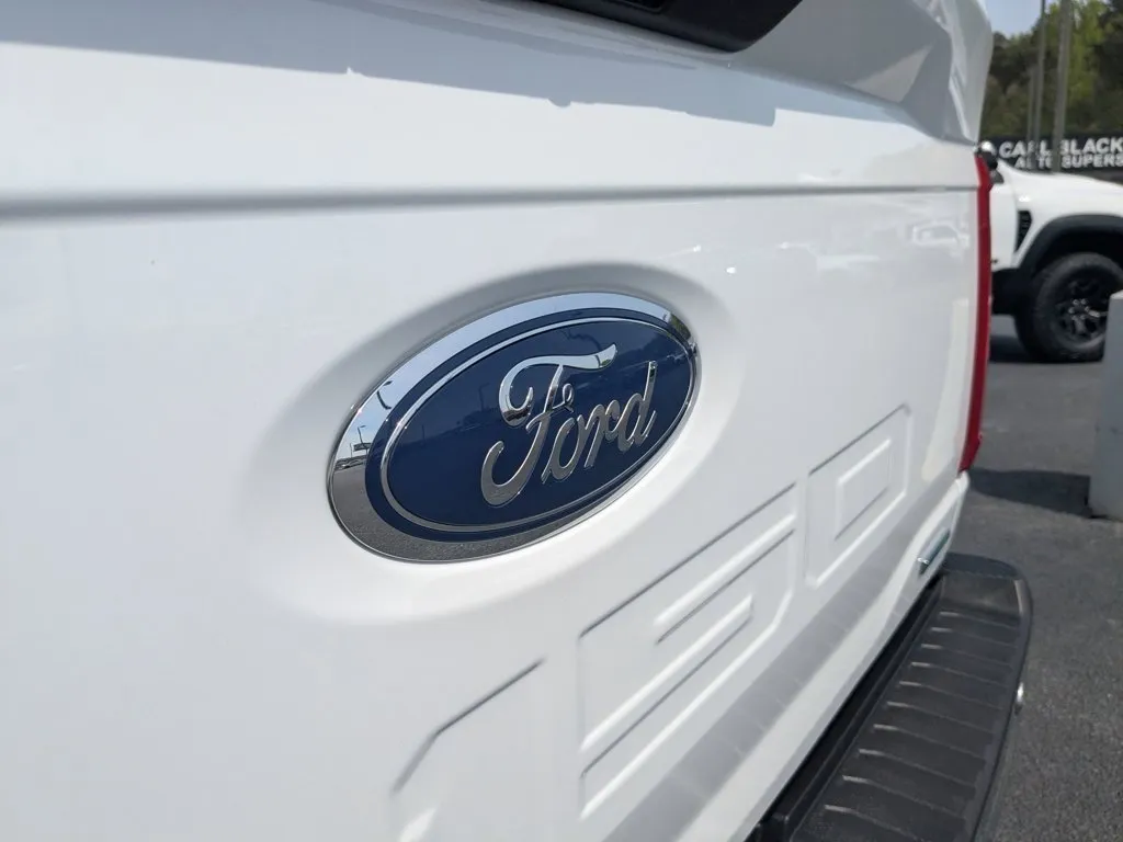 2023 Ford F-150 XLT thumbnail 26