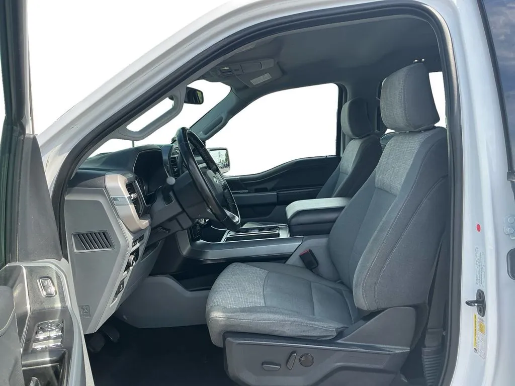 2023 Ford F-150 XLT thumbnail 14