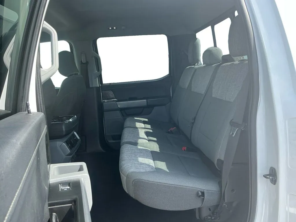 2023 Ford F-150 XLT thumbnail 21