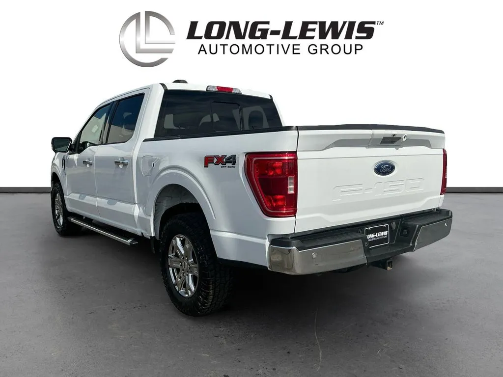2023 Ford F-150 XLT thumbnail 4