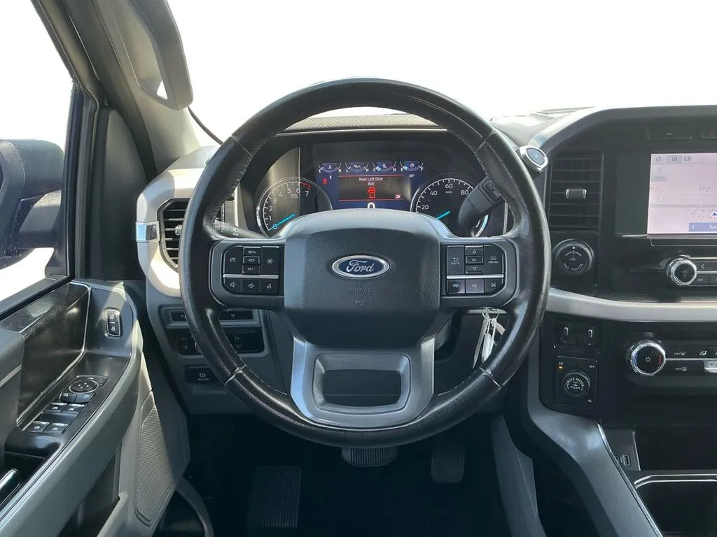 2023 Ford F-150 XLT thumbnail 18