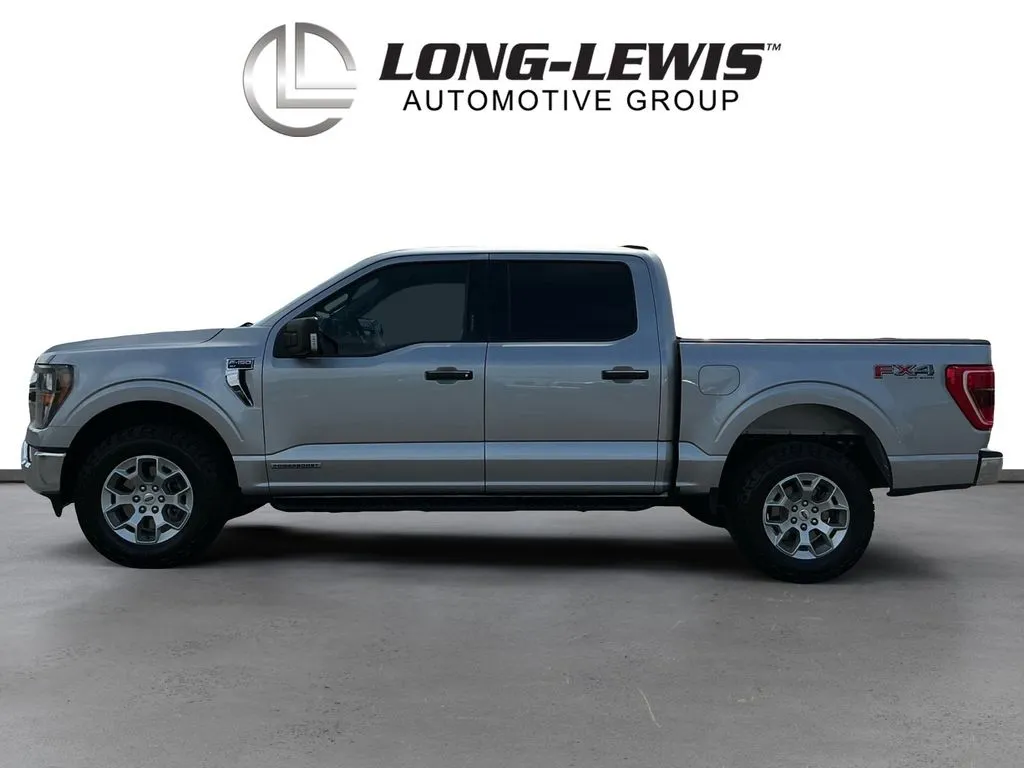 2023 Ford F-150 XLT thumbnail 2