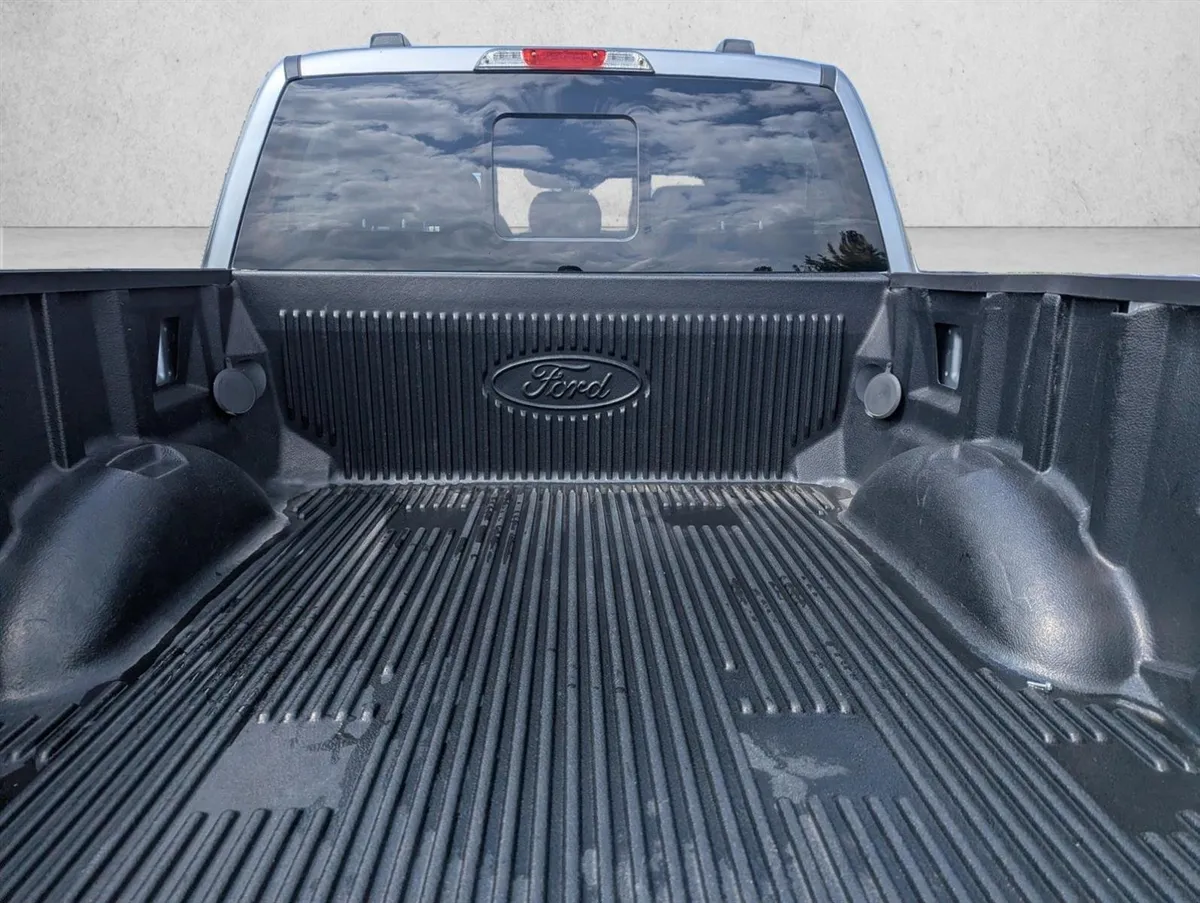 2023 Ford F-150 XLT thumbnail 30