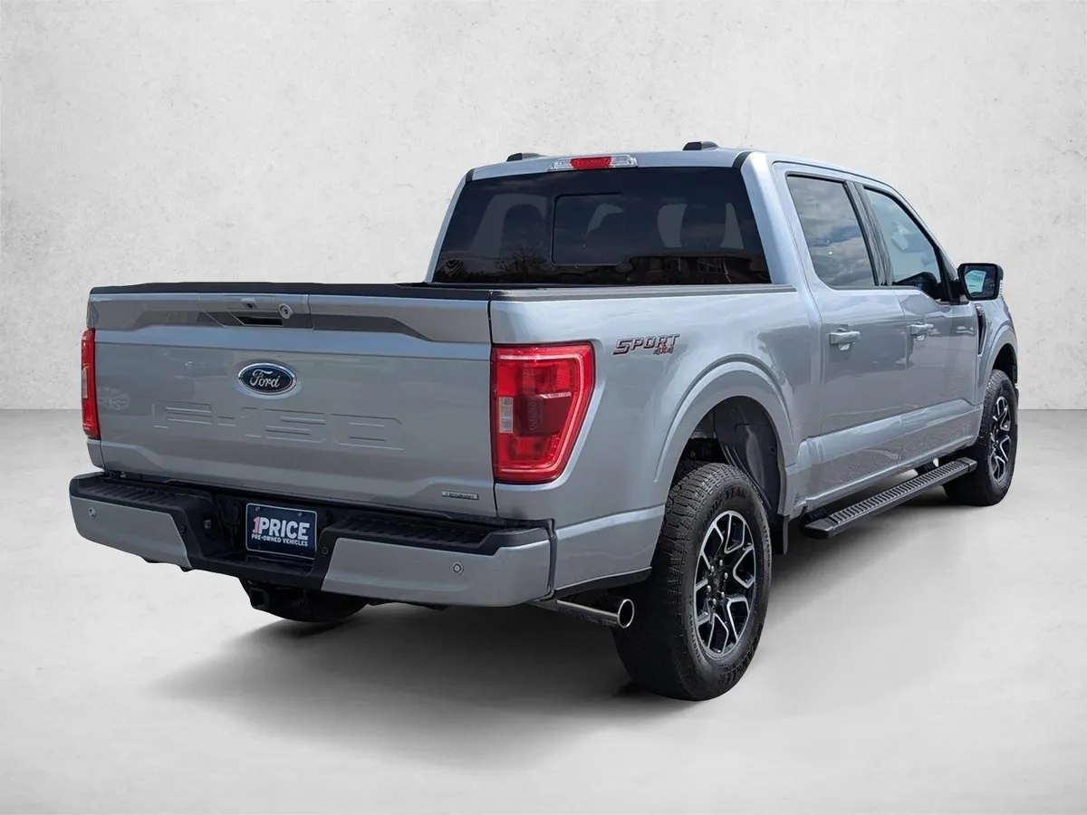 2023 Ford F-150 XLT thumbnail 5