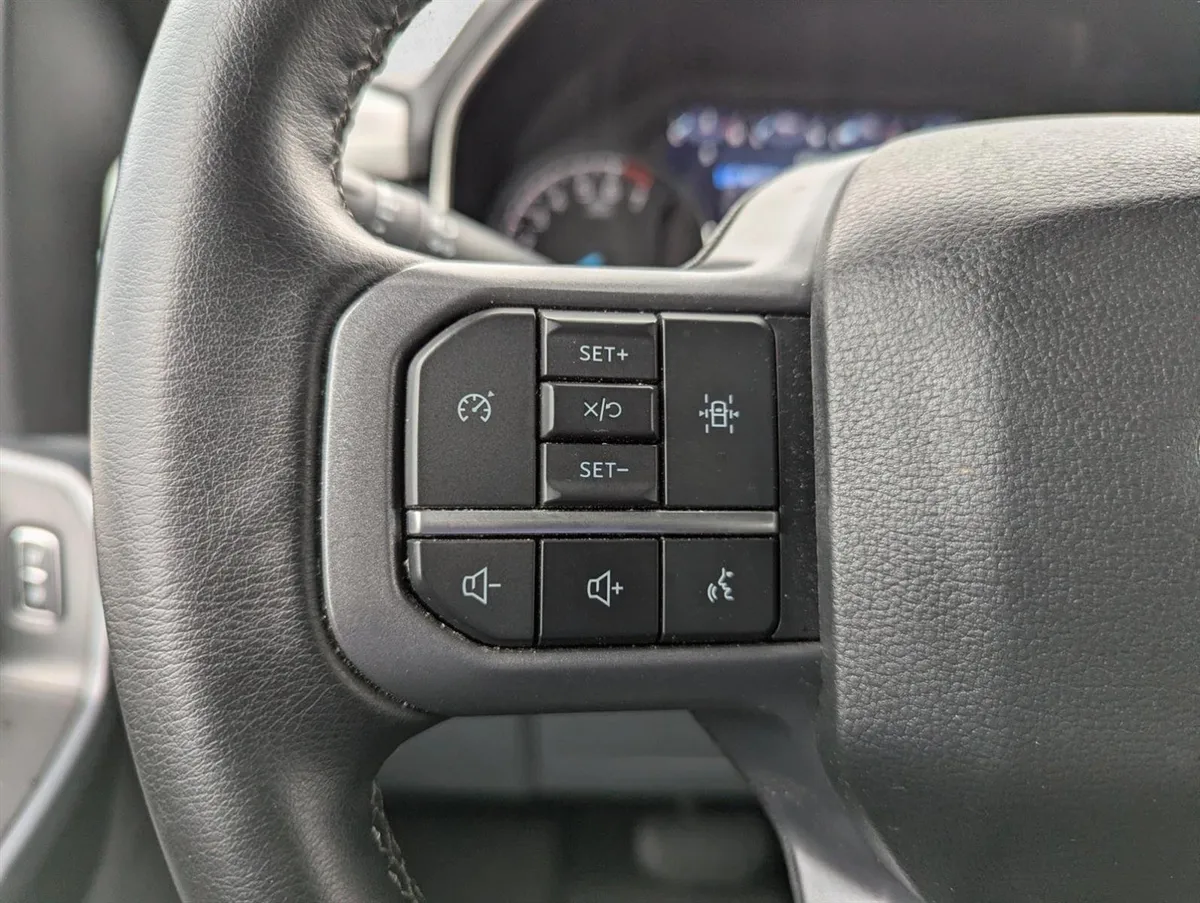2023 Ford F-150 XLT thumbnail 13