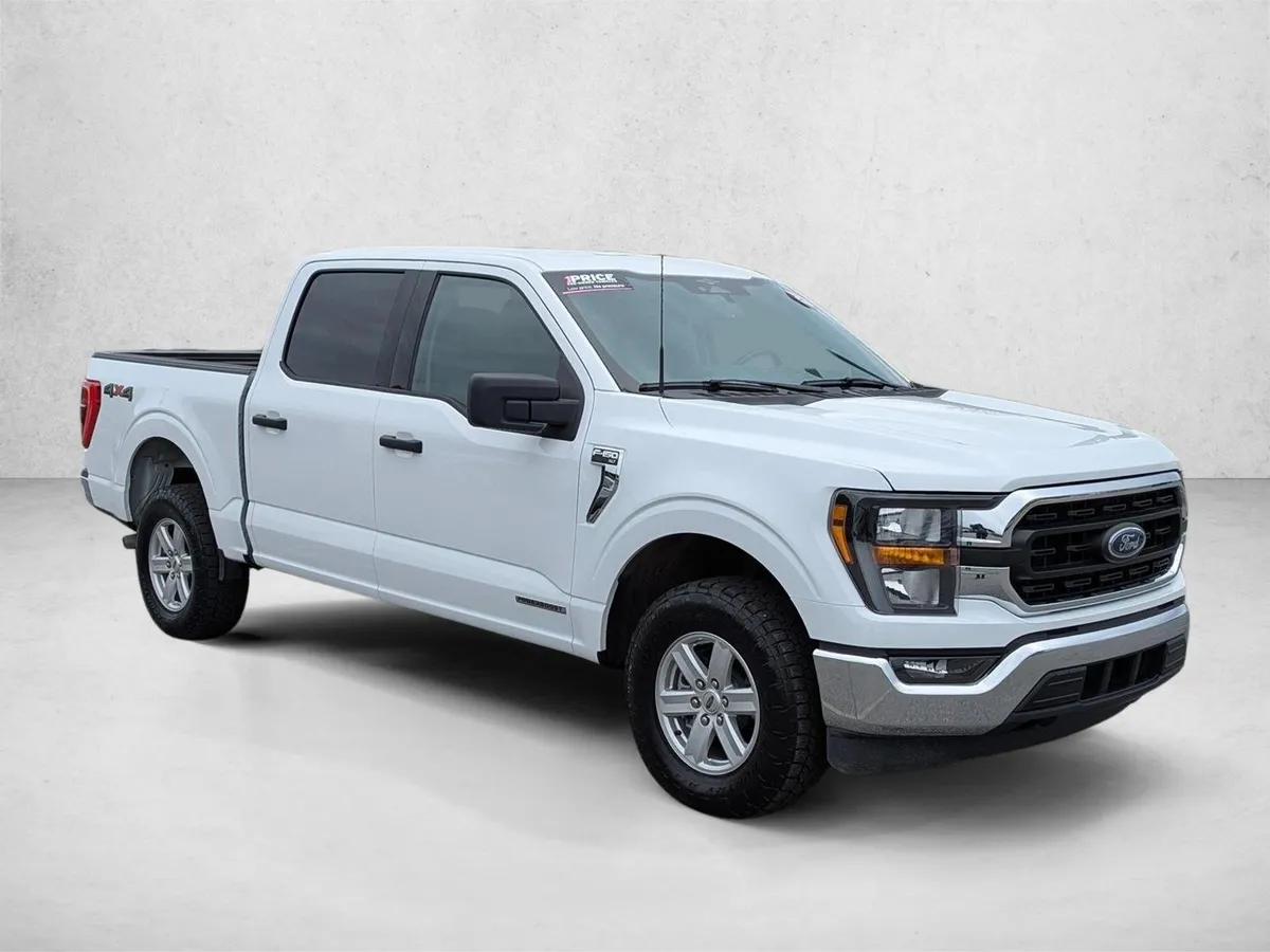 2023 Ford F-150 XLT thumbnail 3