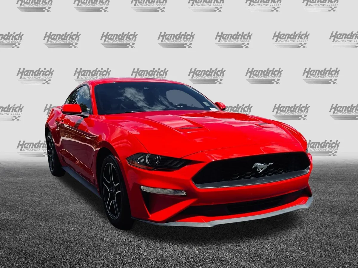2023 Ford Mustang EcoBoost Premium thumbnail 2