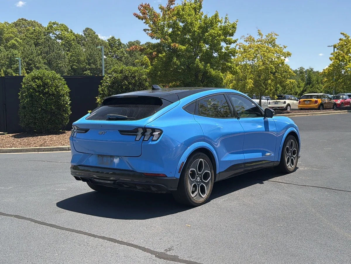 2023 Ford Mustang Mach-E GT thumbnail 2
