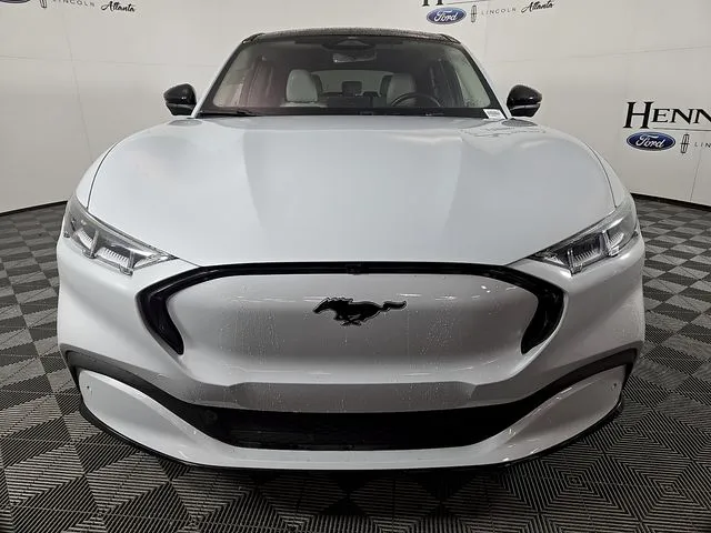 2023 Ford Mustang Mach-E Premium thumbnail 3