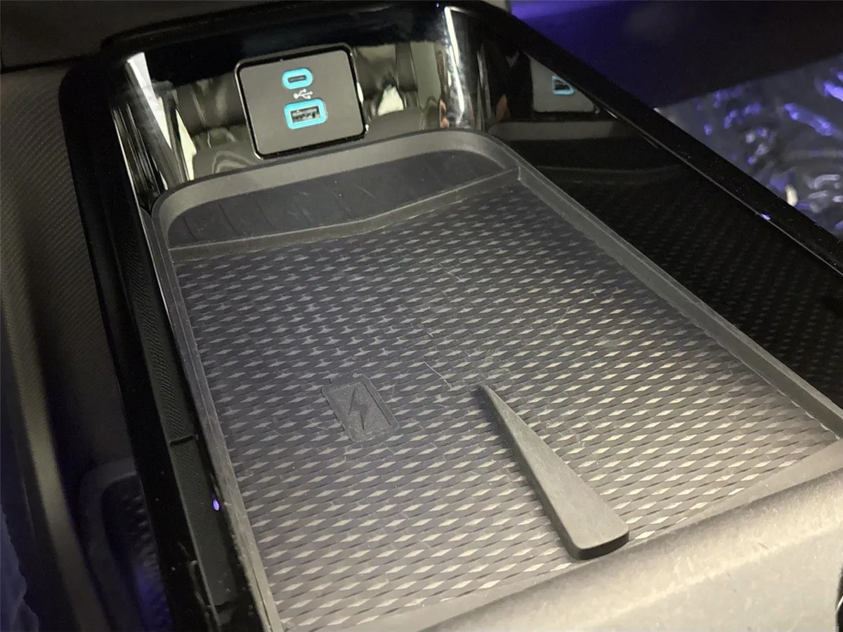 2023 Ford Mustang Mach-E Premium thumbnail 26