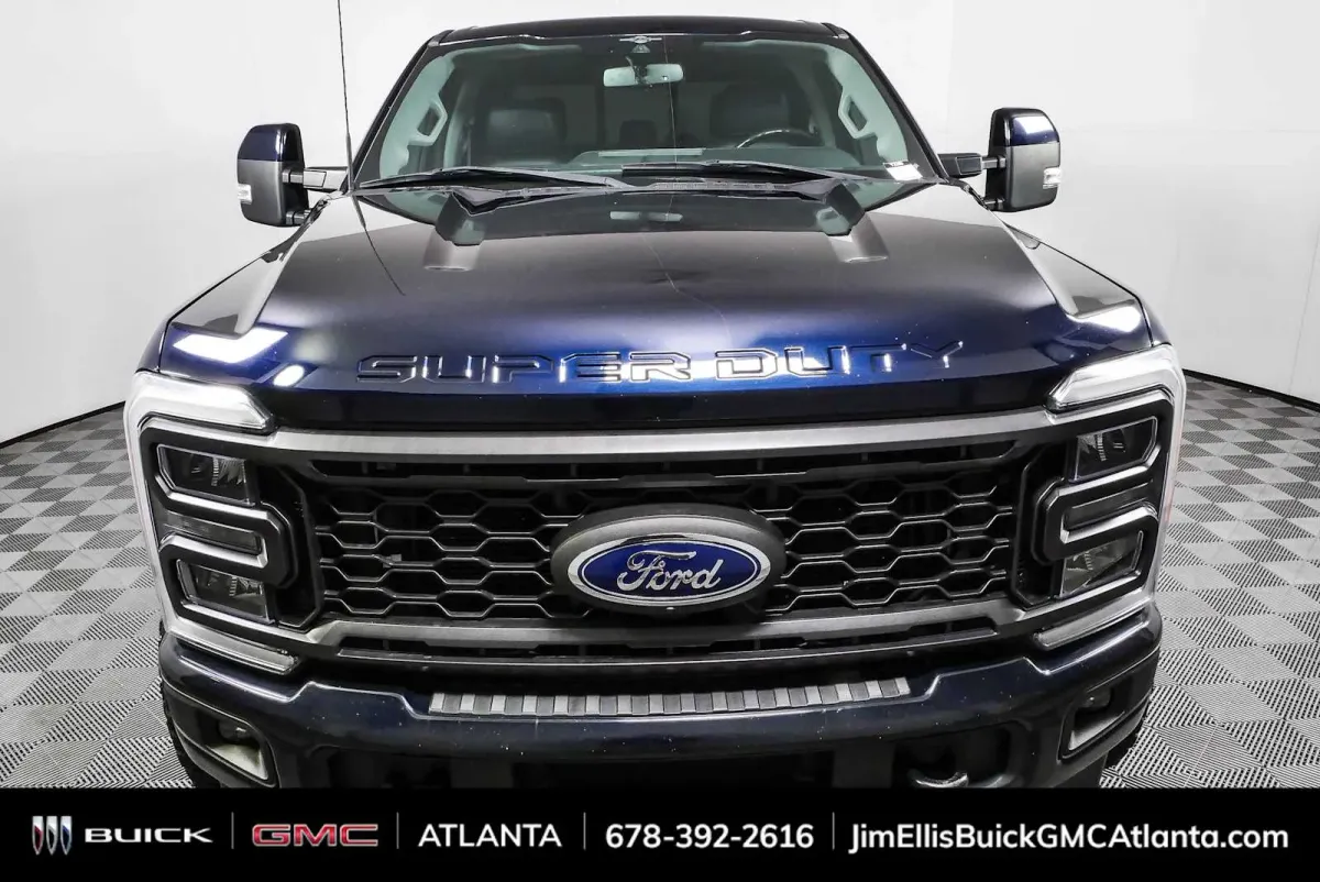 2023 Ford Super Duty F-250 Pickup LARIAT thumbnail 27