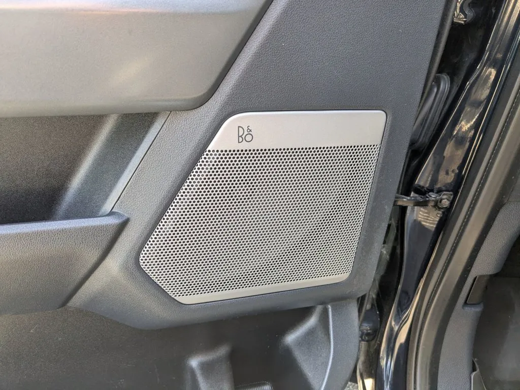2023 Ford Super Duty F-250 SRW LARIAT thumbnail 13