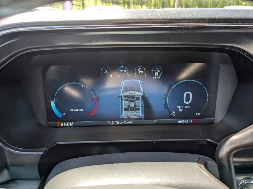 2023 Ford Super Duty F-250 SRW LARIAT thumbnail 16